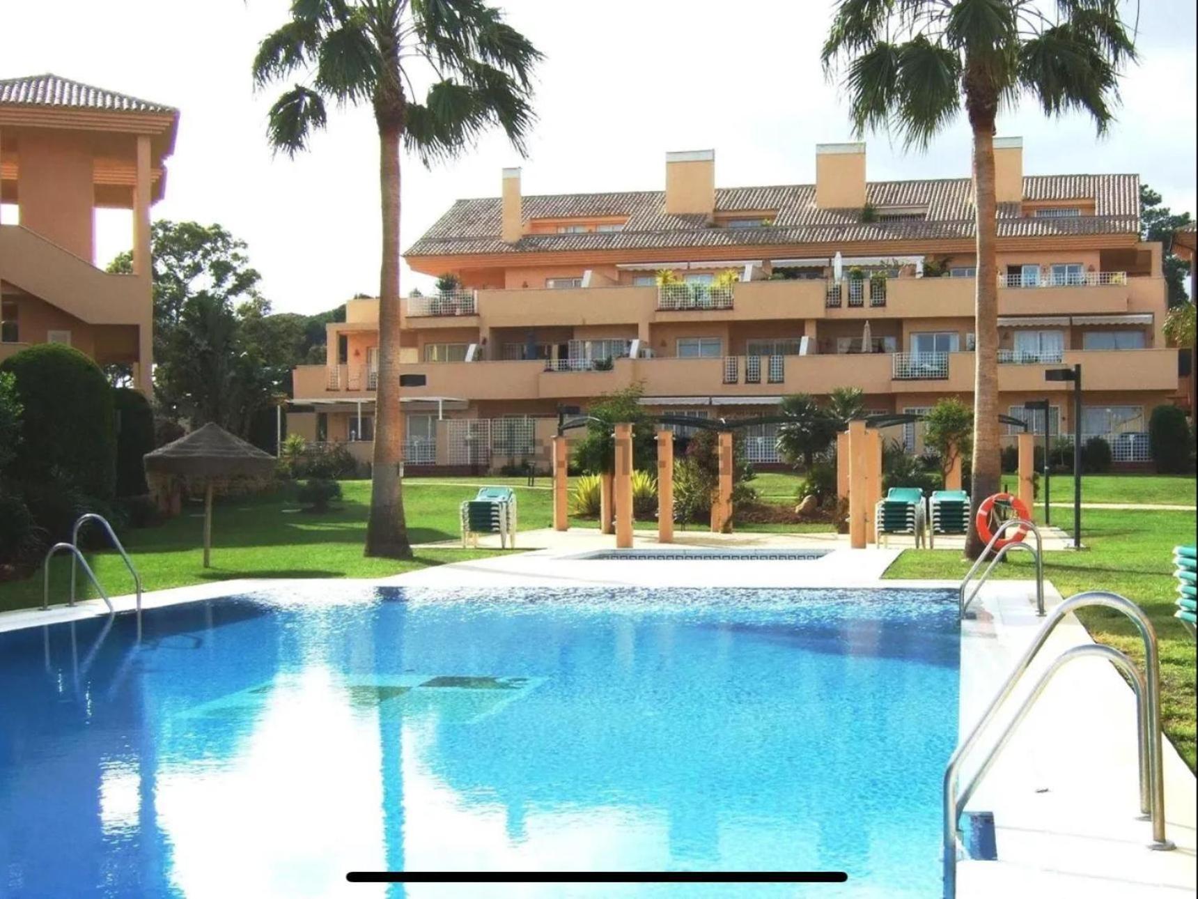Piso-Lechuza Elviria Marbella 2 Appartement Buitenkant foto